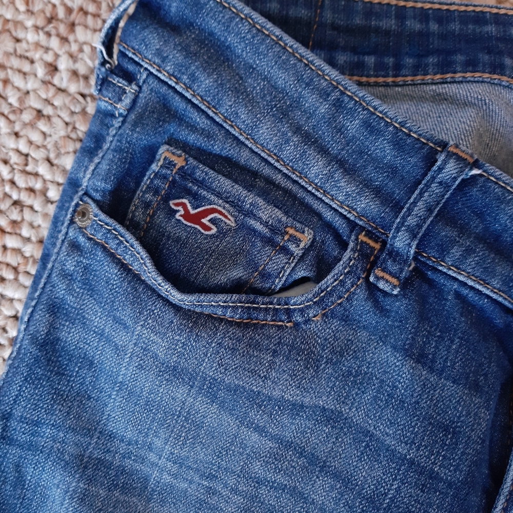Hollister Distressed Jeans size 5 Long - Picture 4 of 16